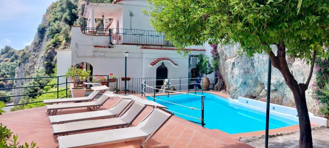 Villa Carmela Конка деи Марини Екстериор снимка