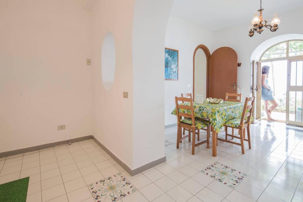 Villa Carmela Конка деи Марини Екстериор снимка
